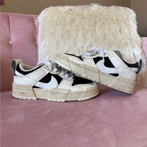 Nike Women's Black and White Sneakers. Size 7.5